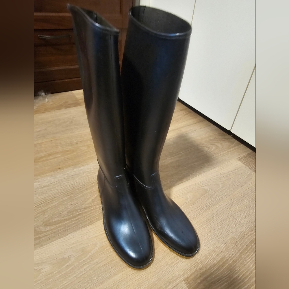 Winner Equestrian And Rain Boots Size 8 / 38, Metallic Dark Blue